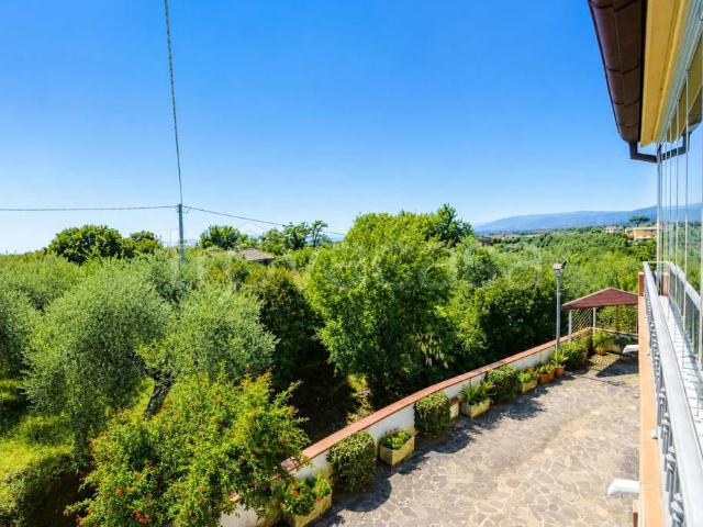 Appartamento in vendita a Larciano, Toscana