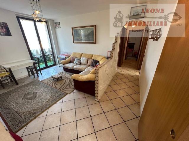 Appartamento in vendita a Lardirago, Lombardia