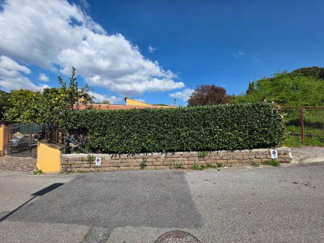 Appartamento in vendita a Valle Mazzone, Roma Capitale