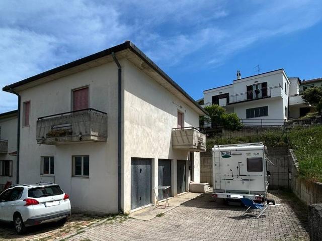 Appartamento in vendita a Larino, Molise