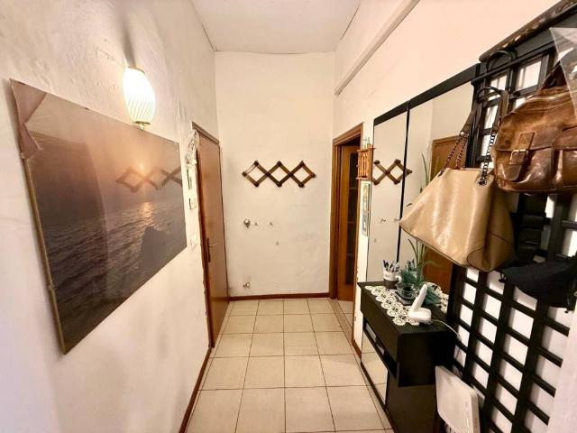 Appartamento in vendita a Lastra A Signa, Toscana