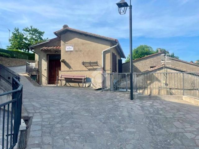 Appartamento in vendita a Latera, Lazio