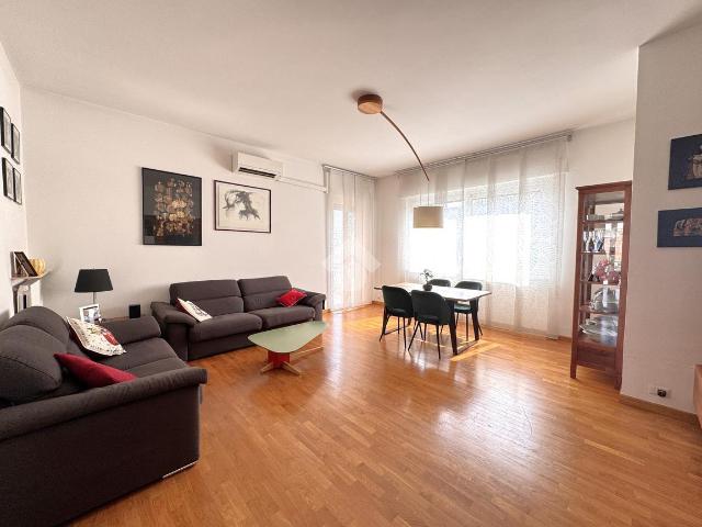 Appartamento in vendita a Prampolini, Latina