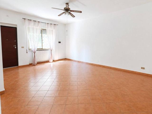 Appartamento in vendita a Latina, Lazio