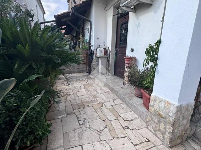 Appartamento in vendita a Gionchetto, Latina