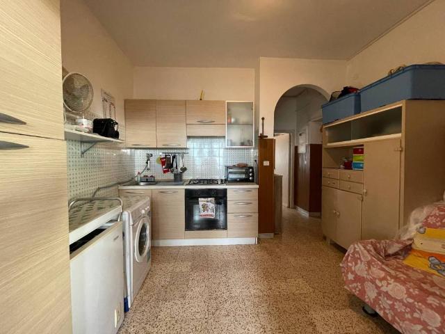 Appartamento in vendita a Lido di Latina, Latina