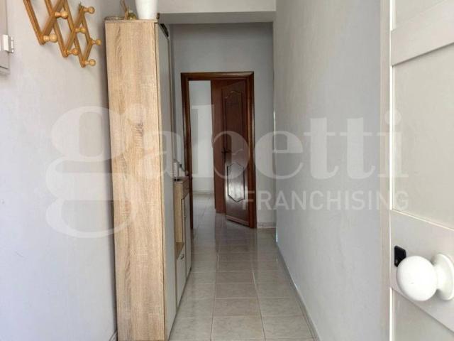 Appartamento in vendita a Nicolosi, Latina
