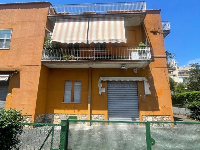 Appartamento in vendita a Asves, Latina