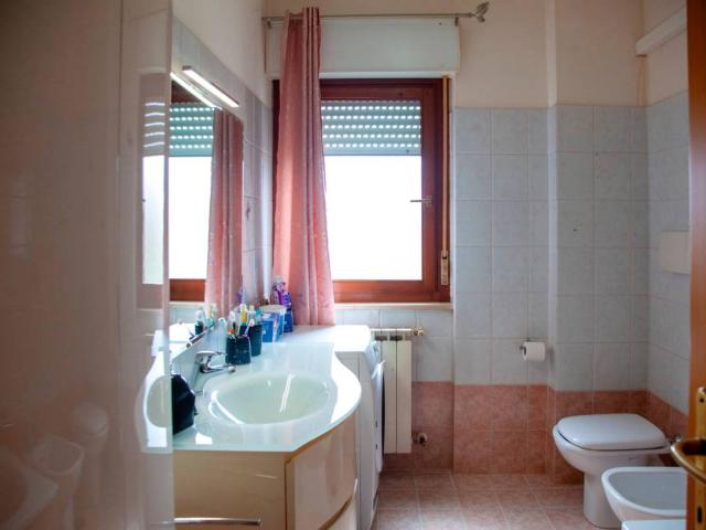 Appartamento in vendita a Latina, Lazio