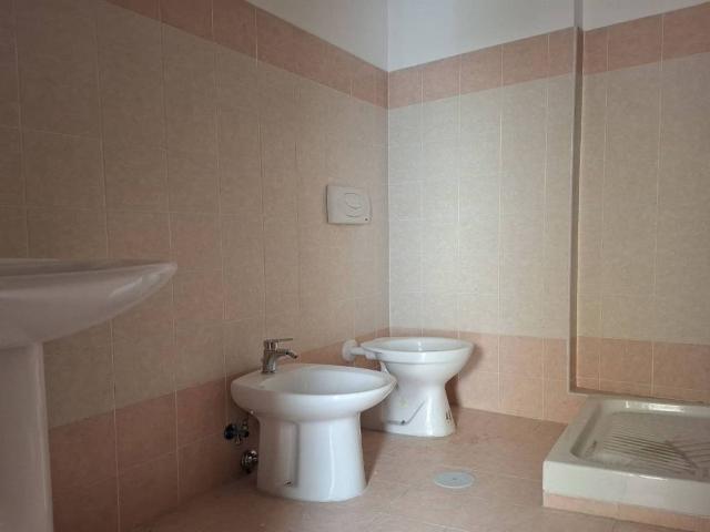 Appartamento in vendita a Latina, Lazio
