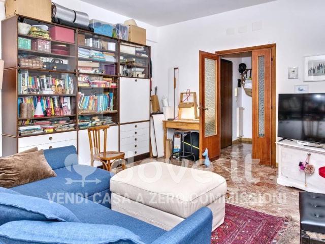 Appartamento in vendita a Nicolosi, Latina