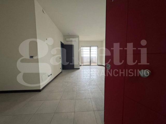Appartamento in vendita a Nicolosi, Latina
