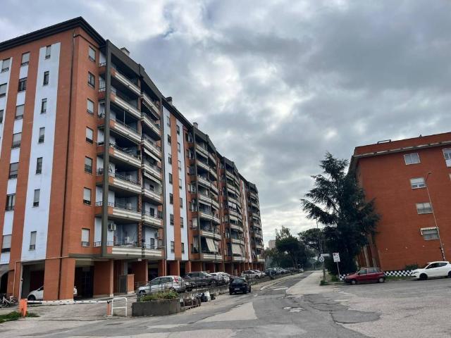 Appartamento in vendita a Nuova Latina, Latina