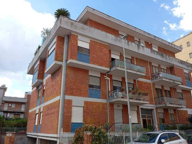 Appartamento in vendita a Piccarello, Latina