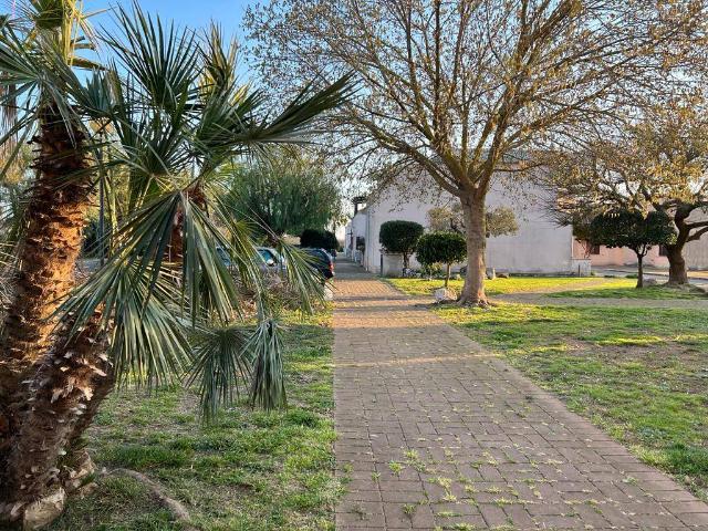 Appartamento in vendita a Villaggio Nettuno, Latina