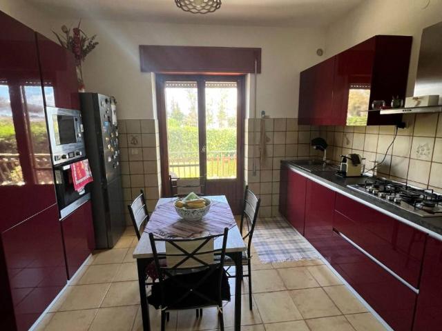 Appartamento in vendita a Isonzo, Latina