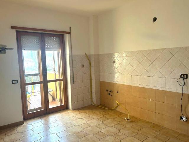 Appartamento in vendita a Latina, Lazio