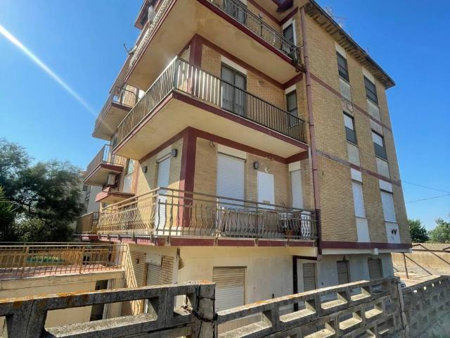 Appartamento in vendita a Villaggio Nettuno, Latina