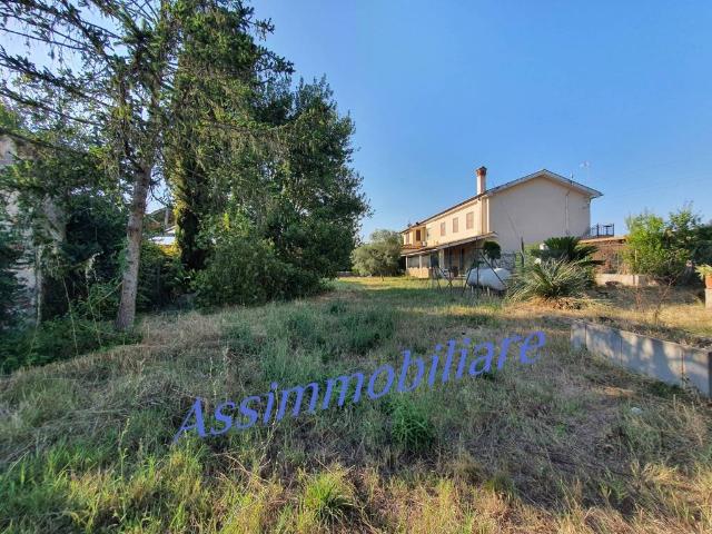 Appartamento in vendita a Latina, Lazio