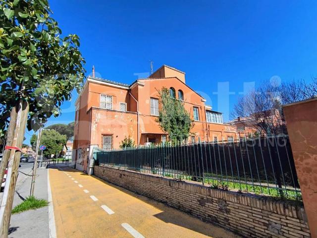 Appartamento in vendita a Nicolosi, Latina