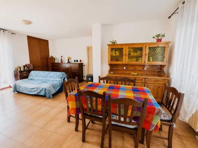 Appartamento in vendita a Latina, Lazio