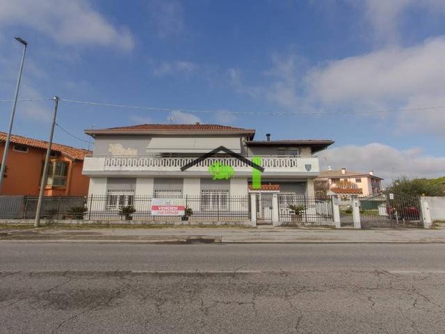 Appartamento in vendita a Crosere, Latisana