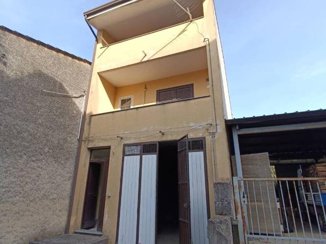 Appartamento in affitto a Latronico, Basilicata