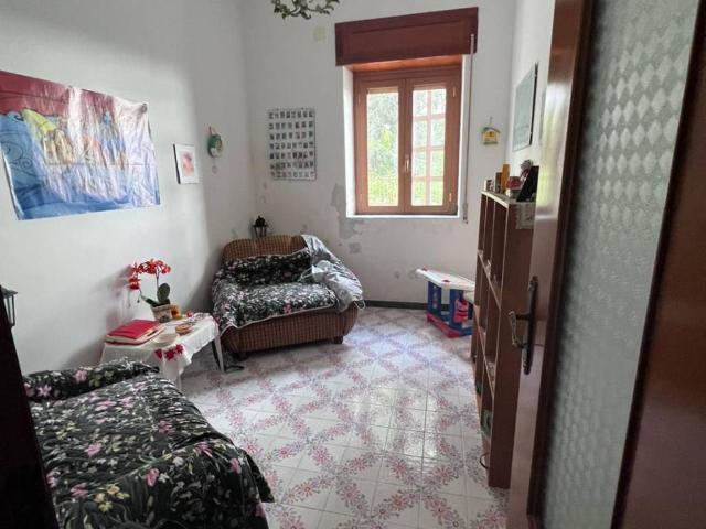 Appartamento in vendita a Laureana Cilento, Campania