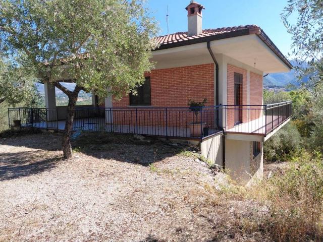 Appartamento in vendita a Laurino, Salerno