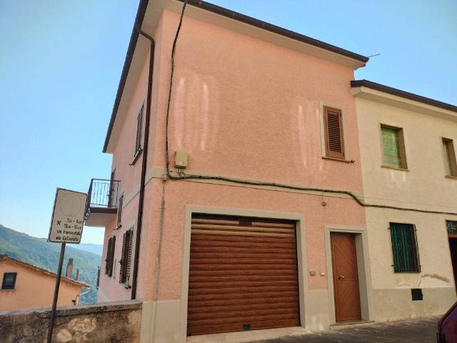 Appartamento in vendita a Laurino, Campania