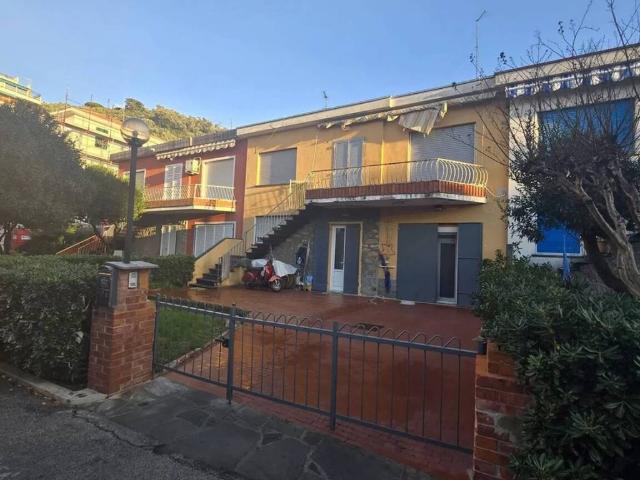 Appartamento in vendita a Lavagna, Liguria