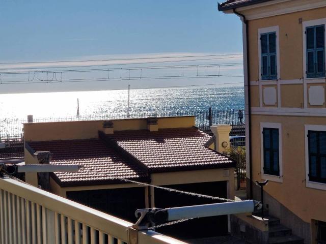 Appartamento in vendita a Lavagna, Liguria