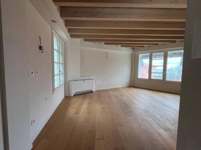 Appartamento in vendita a Lavagna, Liguria