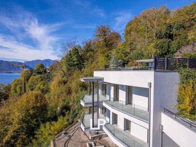 Appartamento in vendita a Comunità Montana Valli del Verbano, Laveno Mombello
