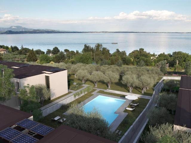 Appartamento in vendita a Peschiera Del Garda, Veneto