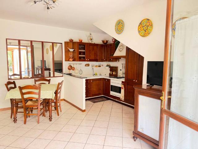 Appartamento in vendita a Lazise, Veneto