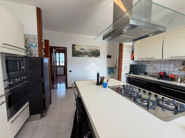 Appartamento in vendita a Pacengo, Lazise