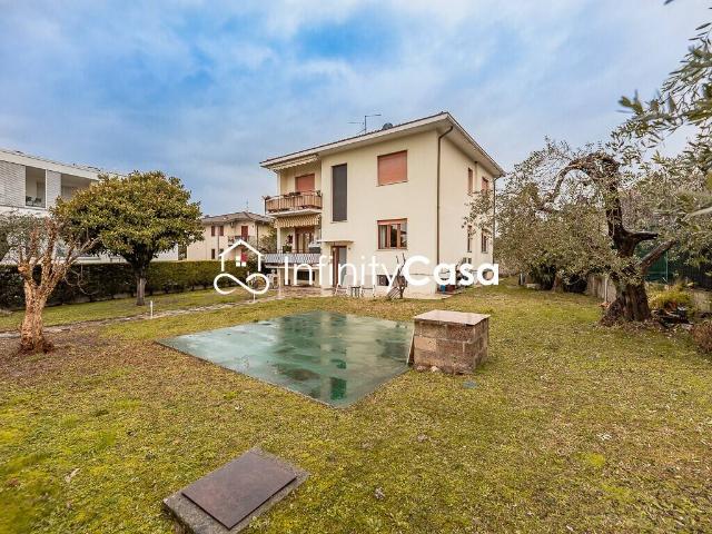 Appartamento in vendita a Lazise, Veneto