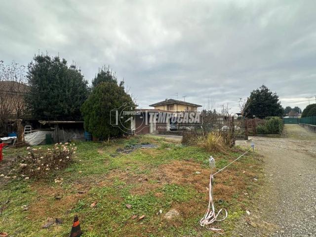 Appartamento in vendita a Lazzate, Lombardia