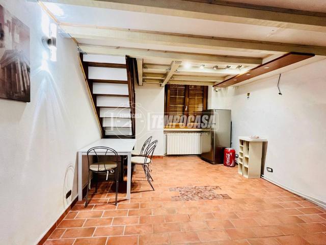 Appartamento in vendita a Acquate, Lecco