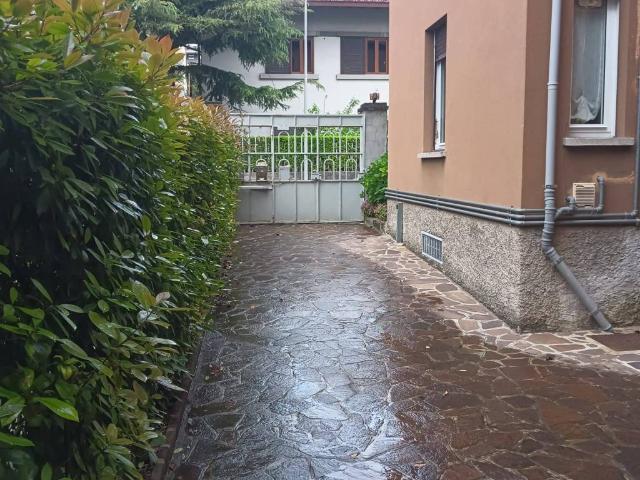 Appartamento in vendita a Belledo, Lecco