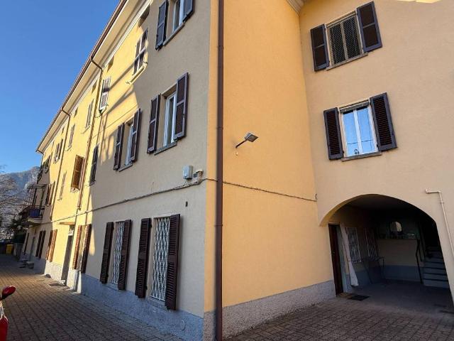 Appartamento in vendita a Missirano, Lecco