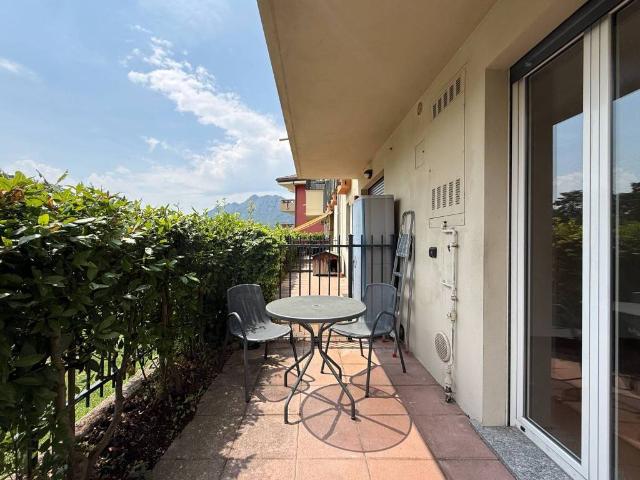 Appartamento in vendita a Acquate, Lecco