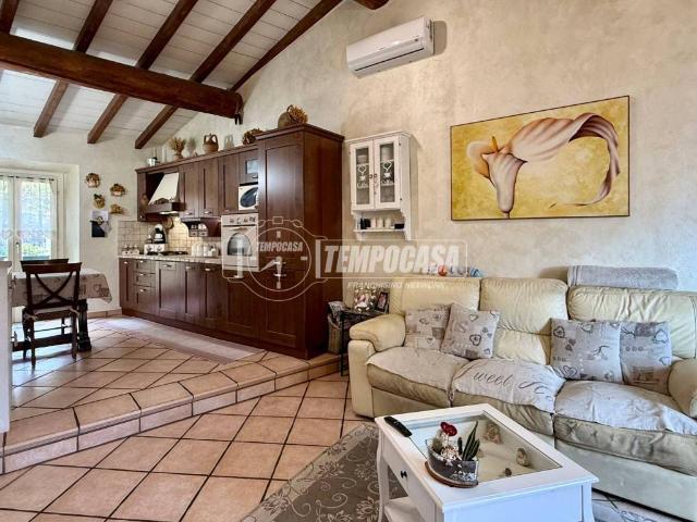 Appartamento in vendita a Rancio Superiore, Lecco