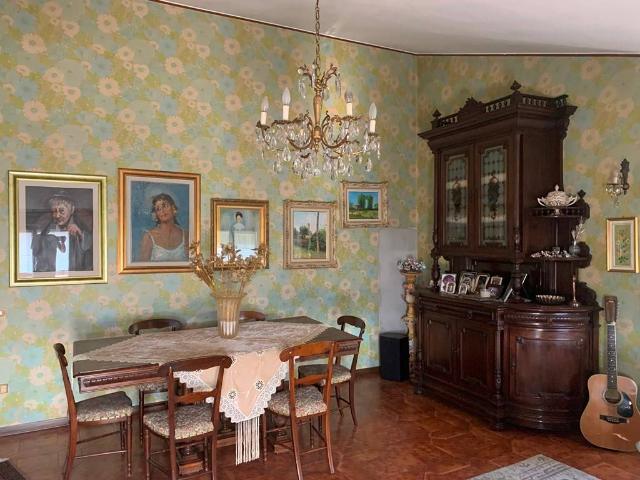 Appartamento in vendita a Peia alta, Leffe