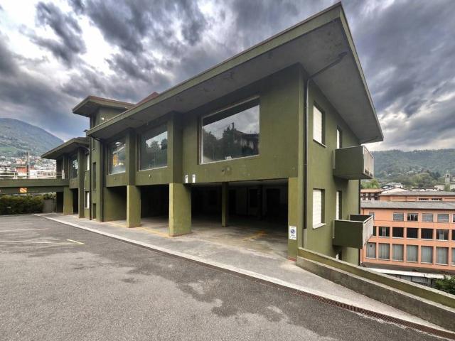 Appartamento in vendita a Leffe, Lombardia