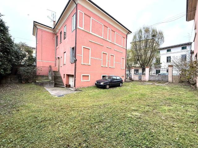 Appartamento in vendita a Legnago, Veneto