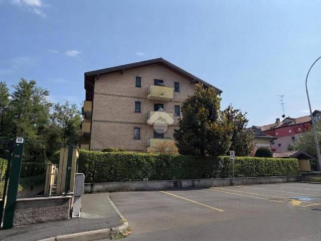 Appartamento in vendita a Oltresempione, Legnano