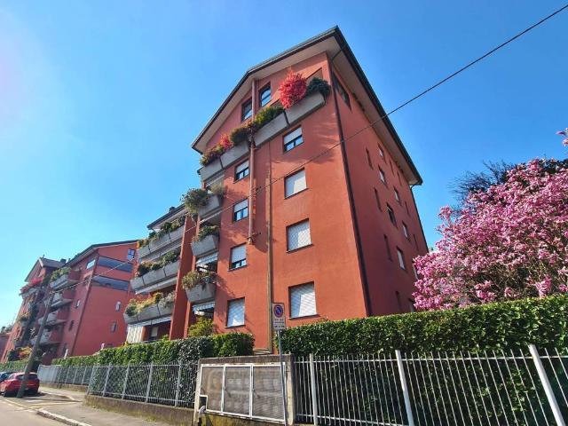 Appartamento in vendita a Oltresempione, Legnano