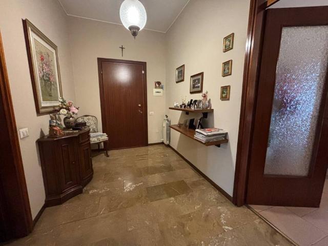 Appartamento in vendita a Oltresempione, Legnano